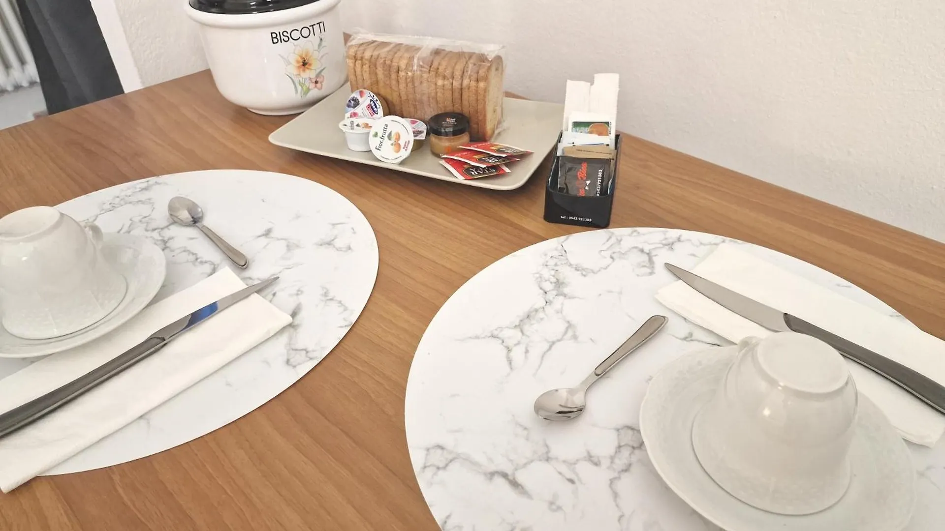 Apartment La Fenice Grazioso Appartamento In Centro Con Cortile Privato Forli