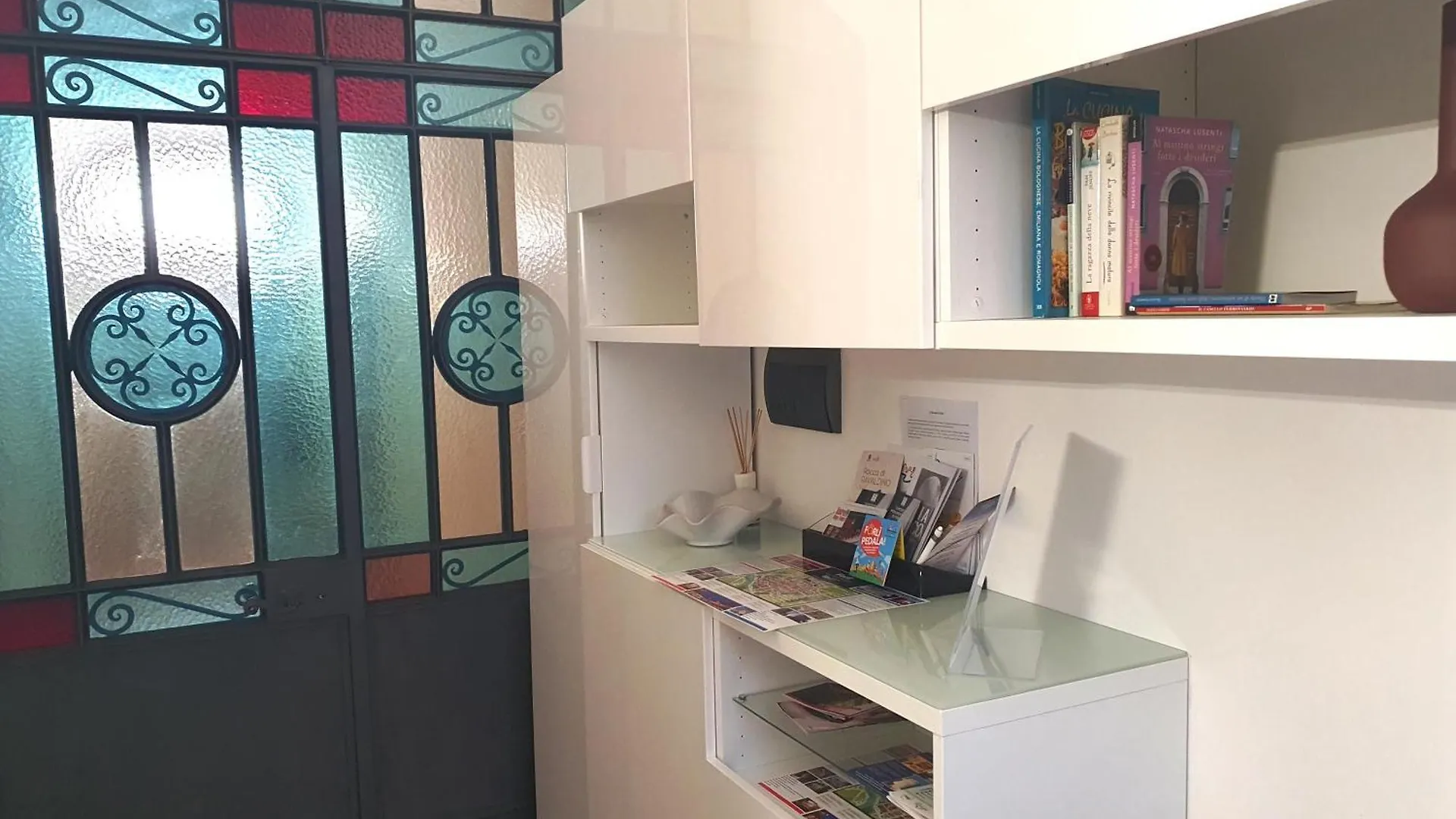 La Fenice Grazioso Appartamento In Centro Con Cortile Privato Forli Apartment