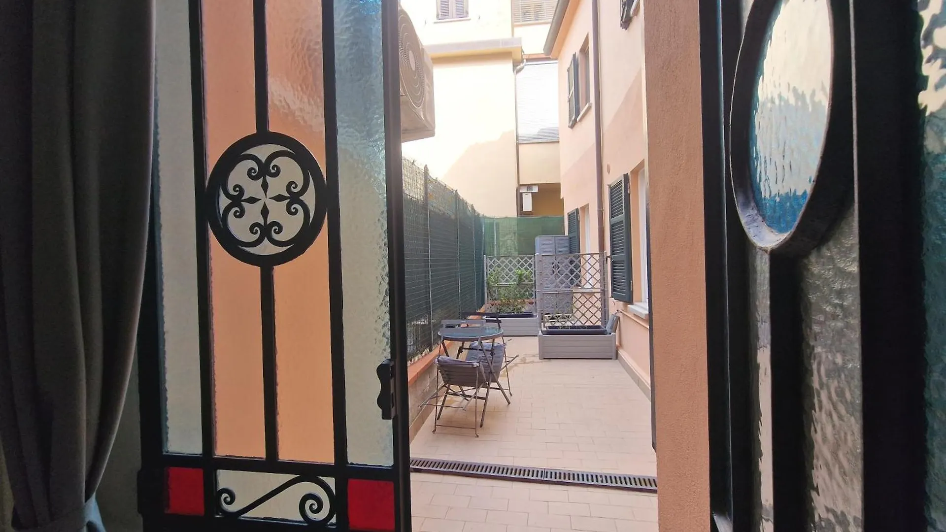 Apartment La Fenice Grazioso Appartamento In Centro Con Cortile Privato Forli