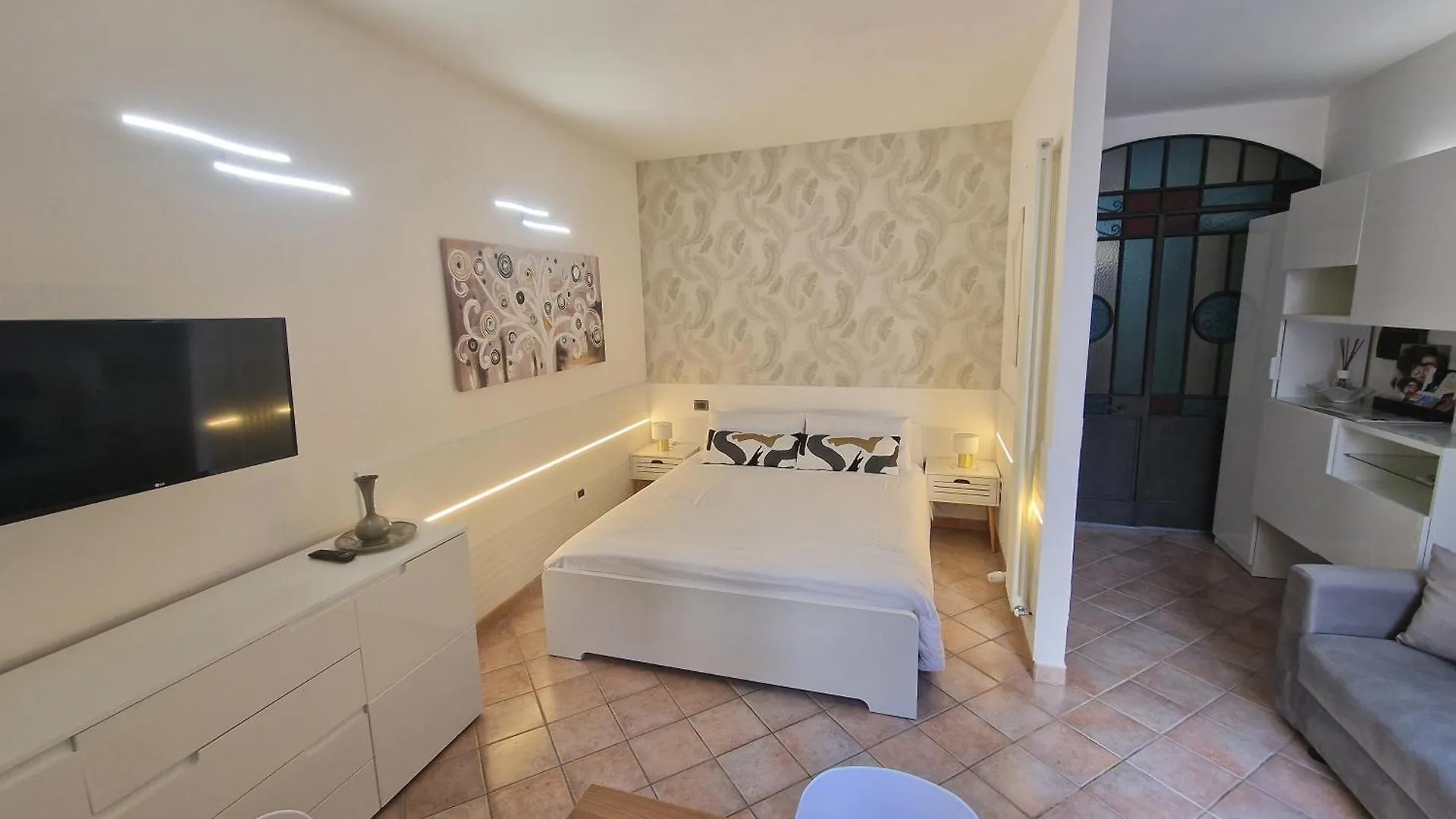 La Fenice Grazioso Appartamento In Centro Con Cortile Privato Forli Italy